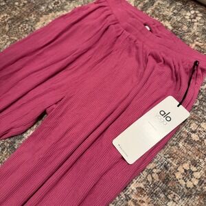 New Alo Yoga High-Waist Ribbed Whisper Pant Raspberry Sorbet Pink Size S